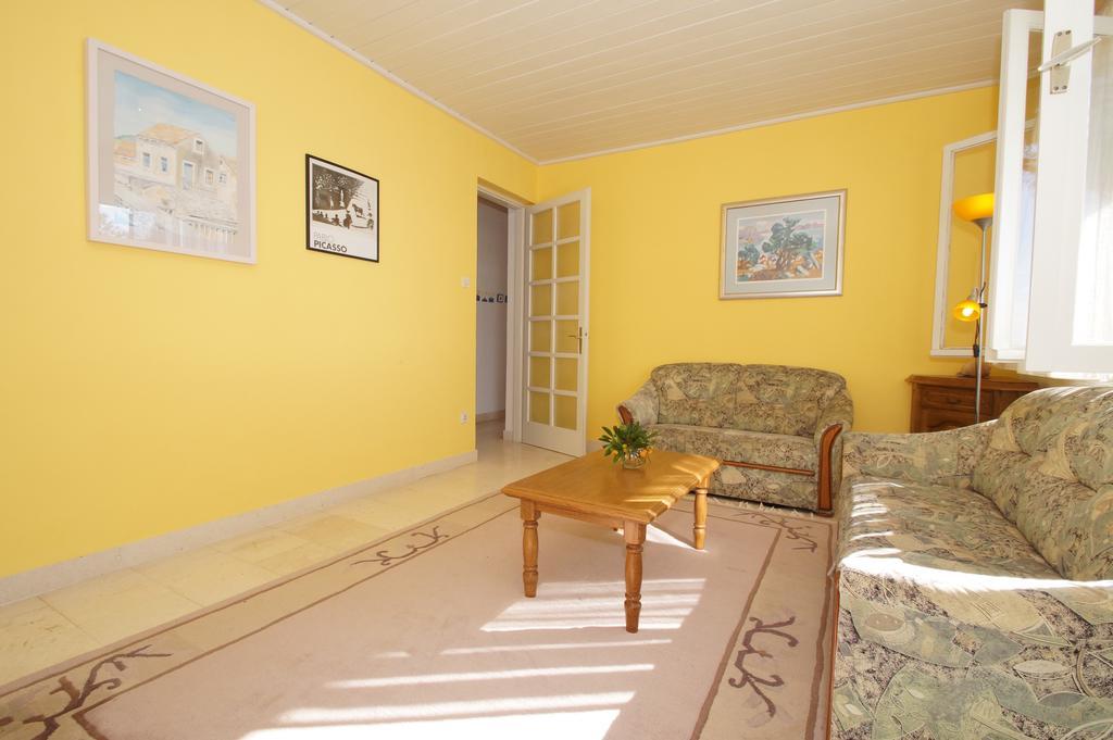 Apartments Bisko Prizba Kamer foto